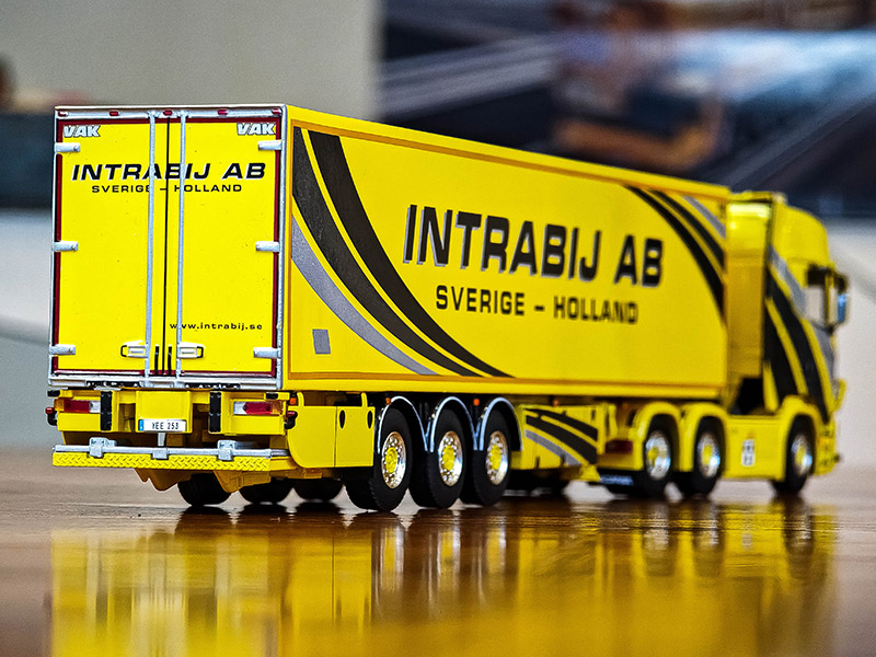 scania_s_highline_cs20h_6x2_twin_steer_reefer_trailer_3axle-2