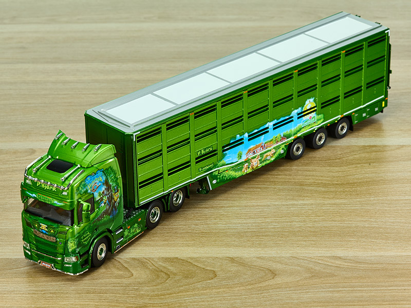 01-2867-scania-r-highline-cr20h-6x2-tag-axle-live-stock-trailer-3-axle-2