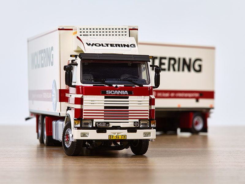 06-1069-scania-3-6x2-combi-1