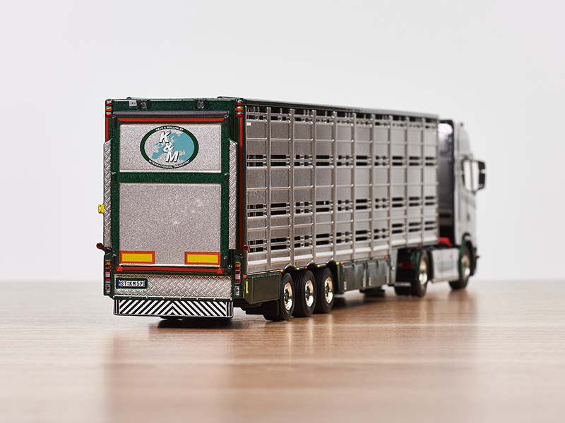 01-4004-scania-s-highline-cs20h-4x2-llivestock-trailer-3-axle-5