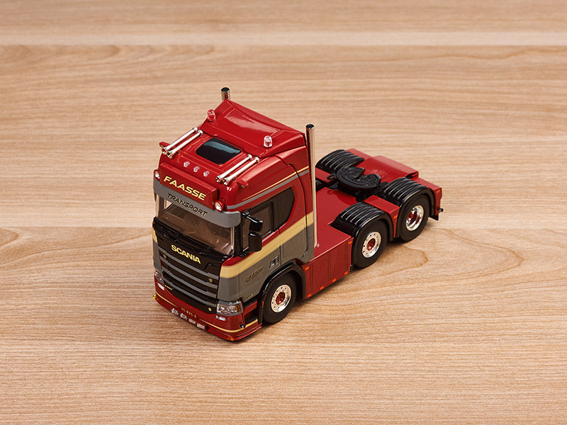01-4631-scania-r-highline-cr20h-6x2-twin-steer-5