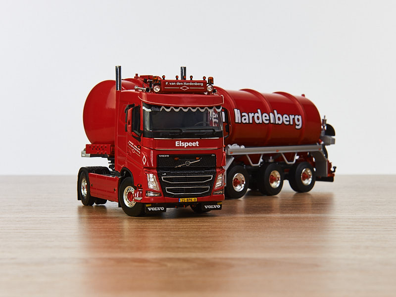 01-3877-VOLVO-FH4-SLEEPPER-CAB-4x2-TANK-TRAILER-VACUUM---3-AXLE-1