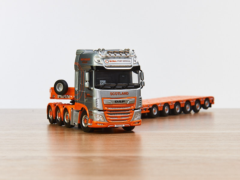 01-4021-DAF-XF-SUPER-SPACE-CAB-MY2017-8X4-NOOTEBOOM-MANOOVR---6-AXLE-1