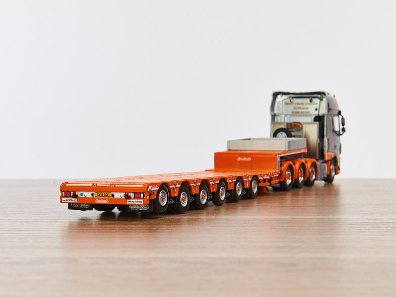 01-4021-DAF-XF-SUPER-SPACE-CAB-MY2017-8X4-NOOTEBOOM-MANOOVR---6-AXLE-2