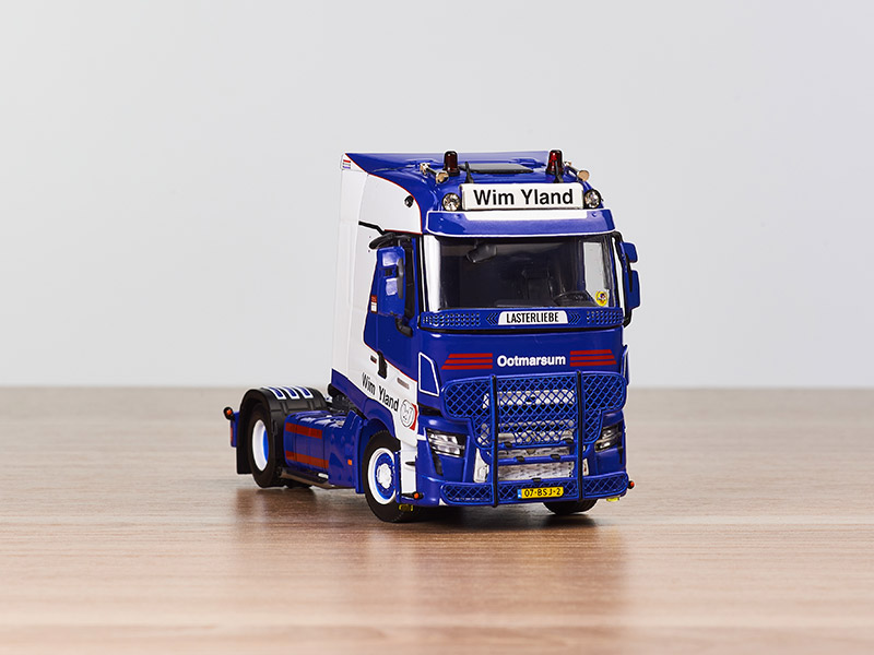 01-4172-renault-trucks-t-high-evo-1