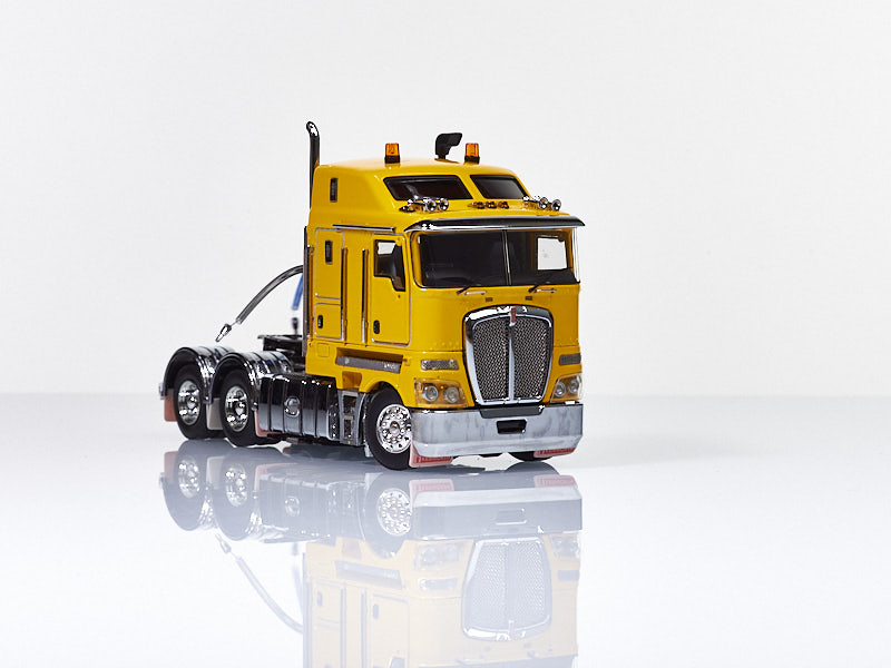 AL6_8105