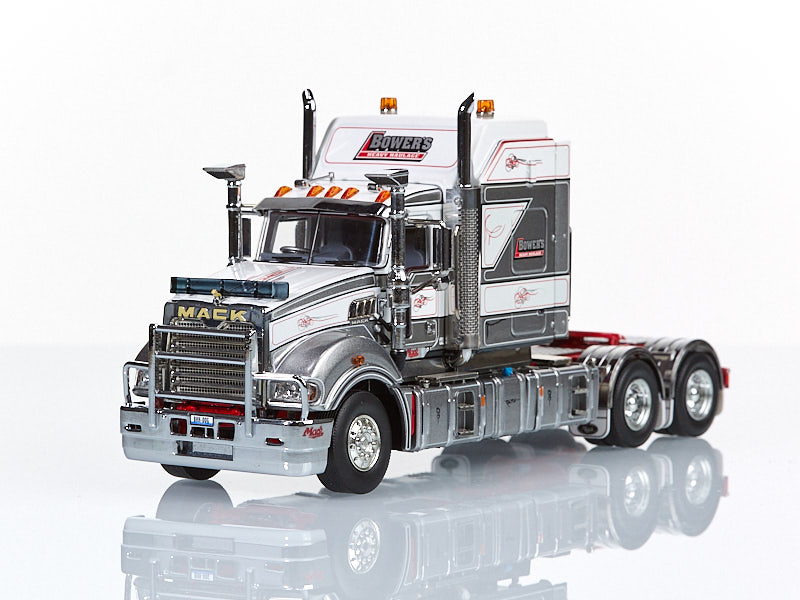 Z01593_MACK_SUPERLINER-1