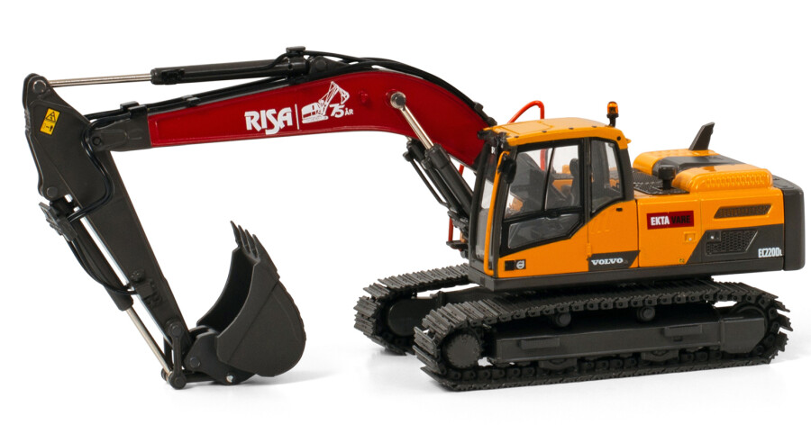 risa-volvo-ec220d